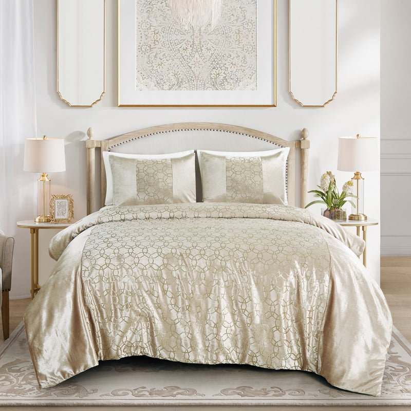 King Size Lightweigt Velvet Bedspread Set with Metallic Print – Breathable & Stylish