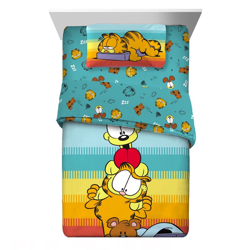 Kids Reversible Garfield Comforter Bed in a Bag Set - Twin Size