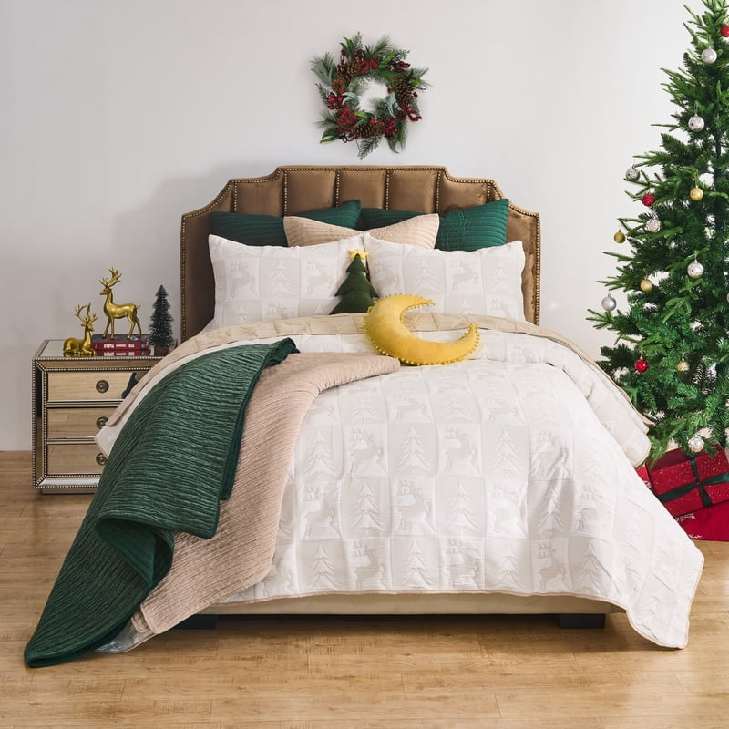 King Reindeer Games Reversible Coverlet Set - Holiday Bedding