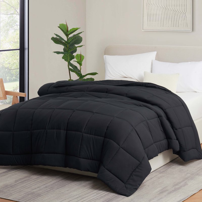 Queen Comforter Set - Quilted Down Alternative All-Season Duvet with Corner Tabs - Black