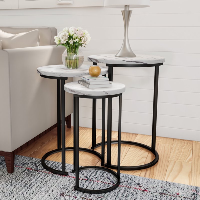 Nesting Side Table Set - 3 Round Accent Tables in Modern Design