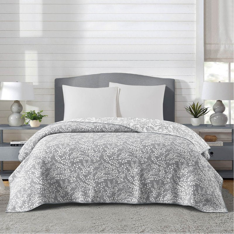 Mainstays Floral Stitched Quilt - Full/Queen Light Grey Reversible Bed Cover