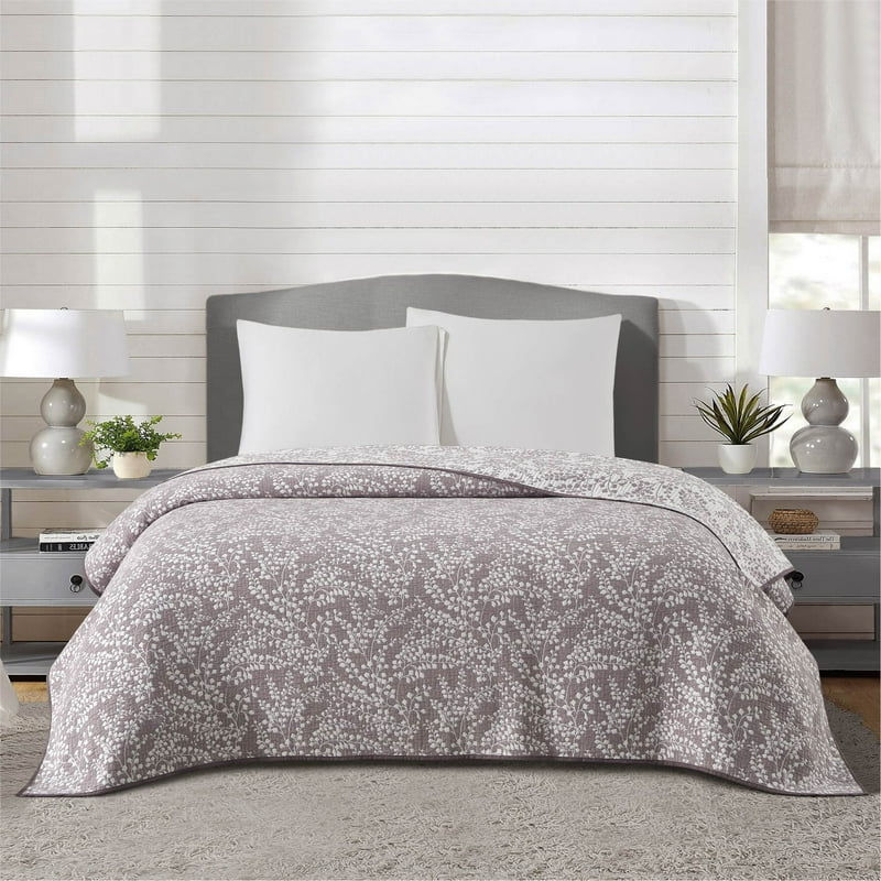 Full/Queen Botanical Floral Stitched Reversible Quilt Light Purple