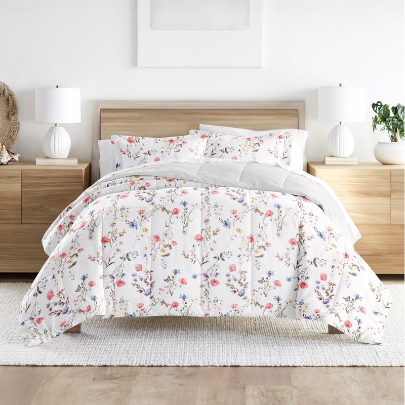 Full/Queen Reversible Comforter Set with Pink Floral Stripe - Down Alternative Bedding