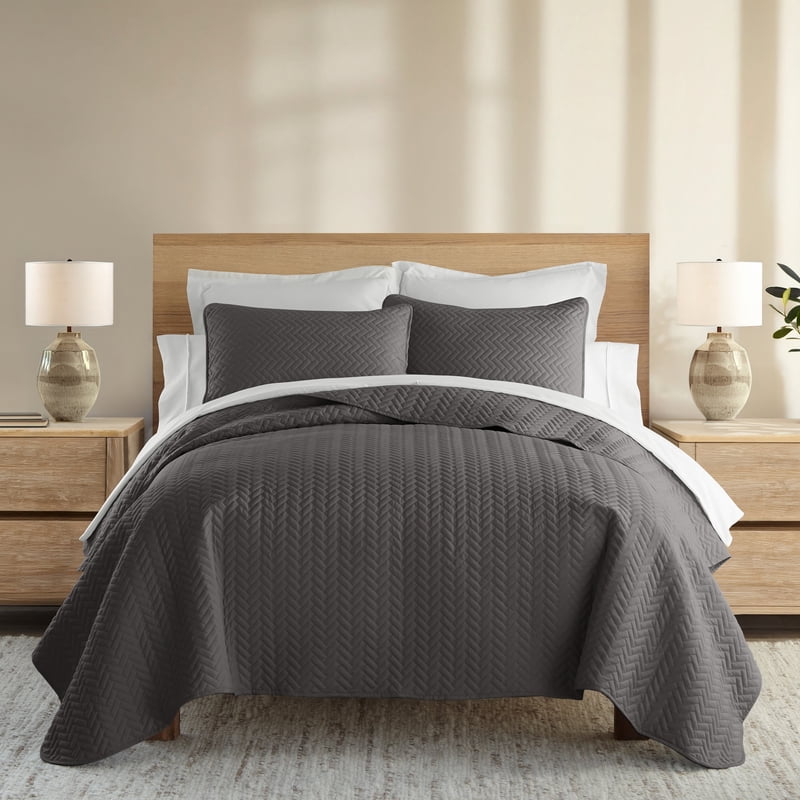 Twin/Twin XL Gray Herring Pattern Quilted Coverlet Set - Soft & Cozy Bedding