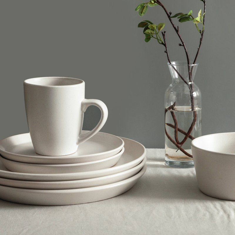16-Piece Stoneware Dinnerware Set - Snow White