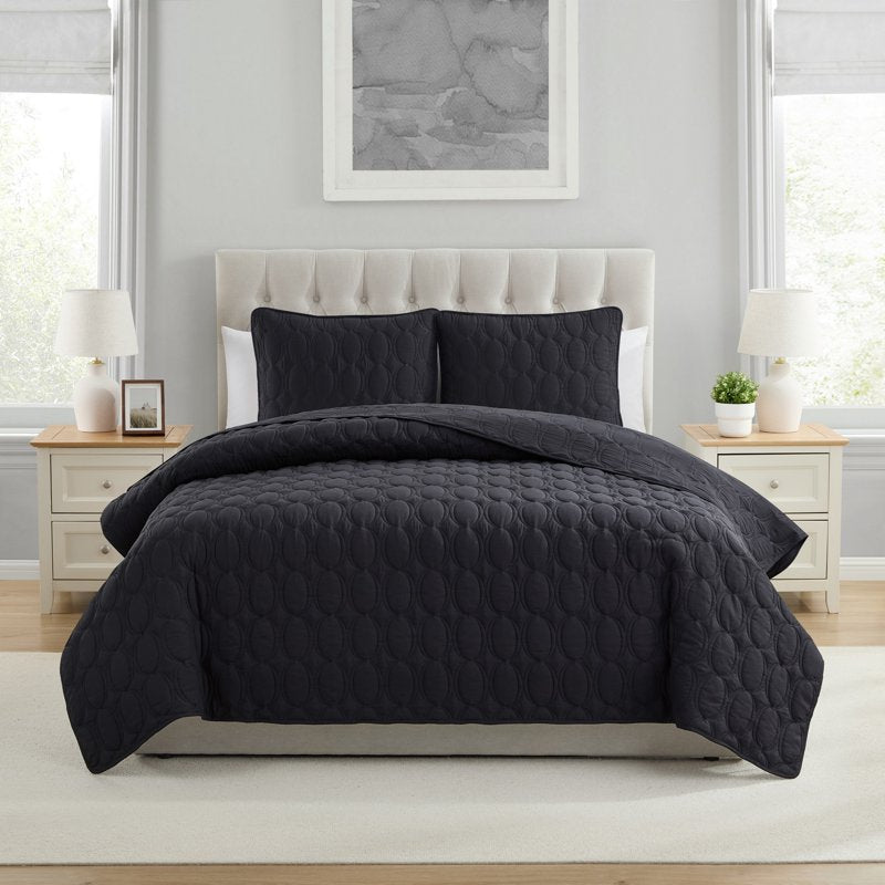 Black Geometric Quilt Set - King Size 3-Piece Bedding with Circles & Damask Design