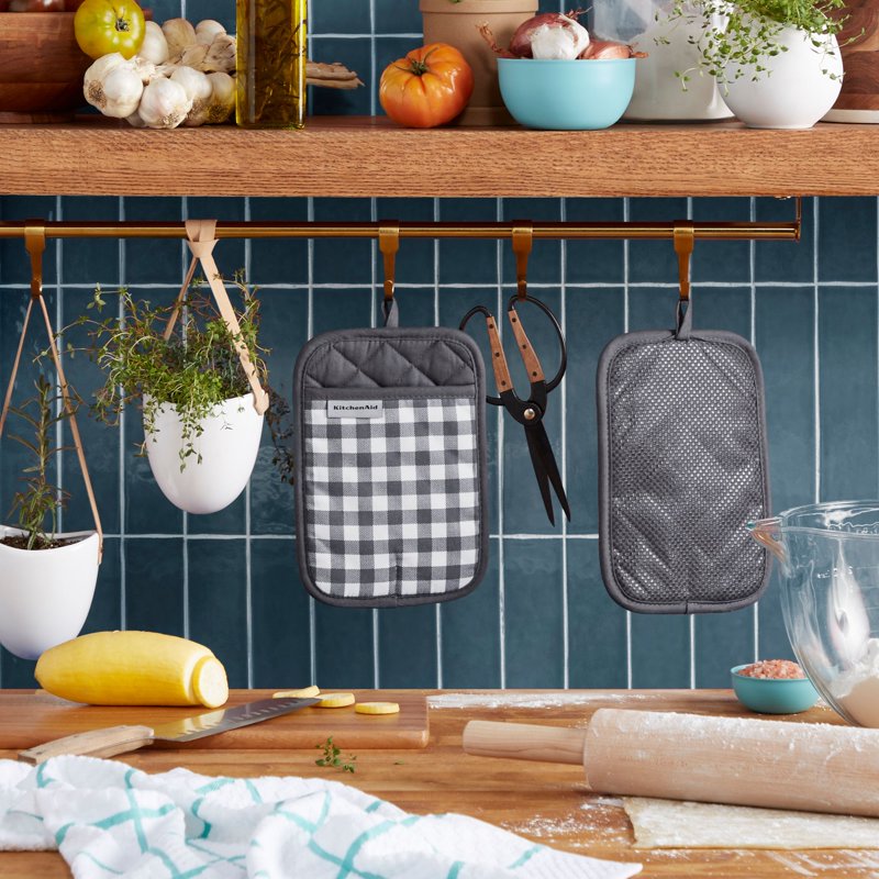 Gingham Pot Holder Set - Charcoal Grey, 2-Pack, 7"x10"