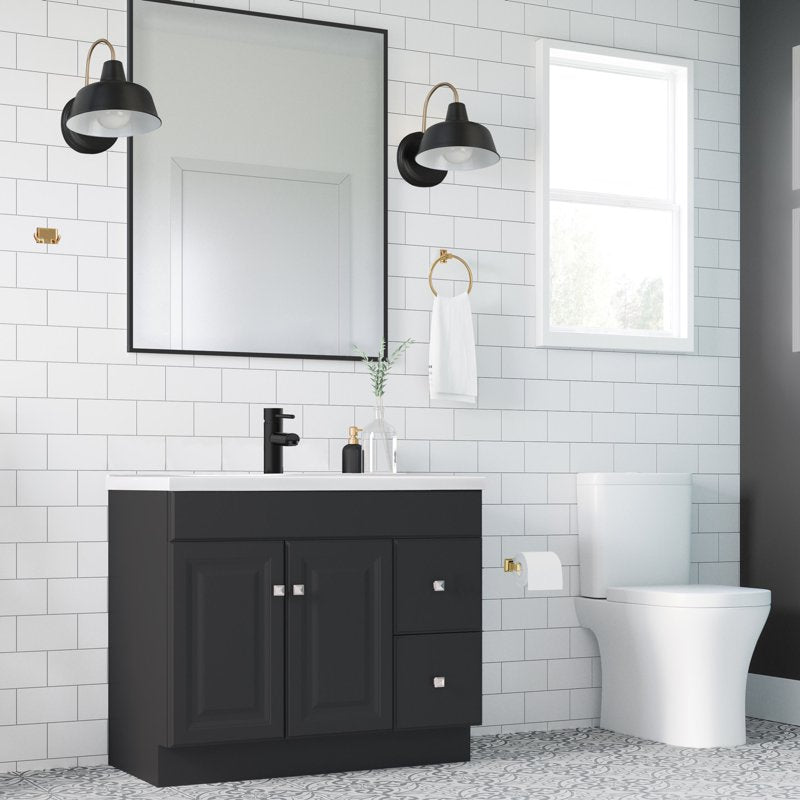 Polished Brass Wall-Mounted Toilet Paper Holder - Classic Bathroom Accessory