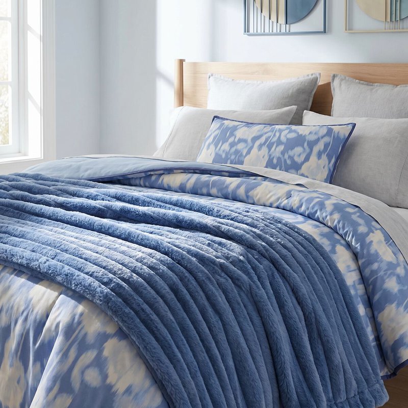 Mainstays Channel Faux Fur Blanket - Full/Queen, Blue Jewel, 86x90 Inches
