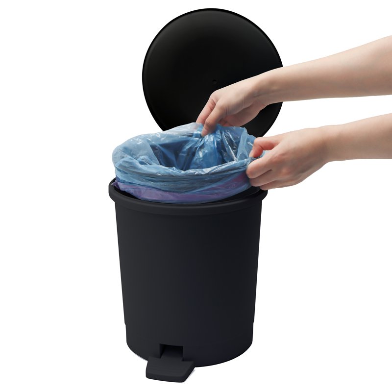 Compact Black Plastic Step Wastebasket - 4L Indoor Bin