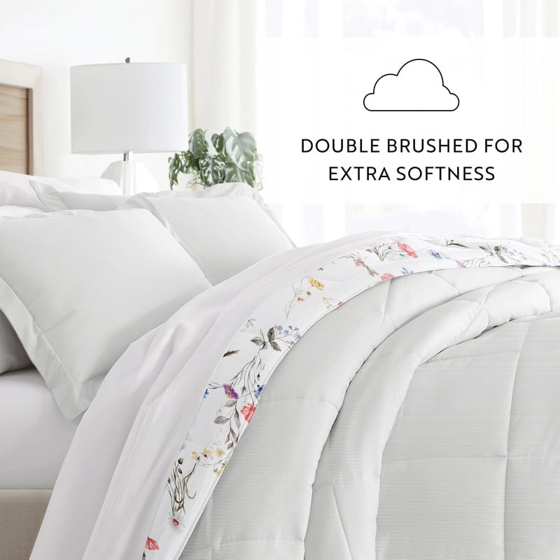 Full/Queen Reversible Comforter Set with Pink Floral Stripe - Down Alternative Bedding