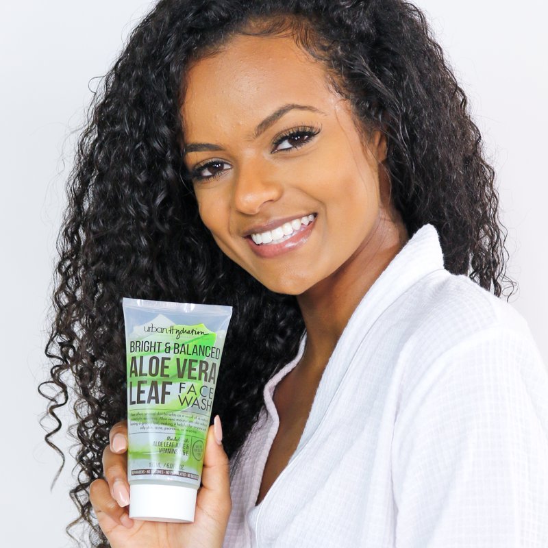 Aloe Vera Leaf Face Wash - Gentle Daily Cleanser for All Skin Types, 6 oz