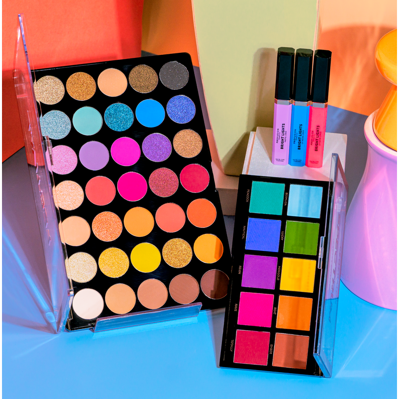 10-Color Eyeshadow Palette – Highly Pigmented Multi-Finish Makeup