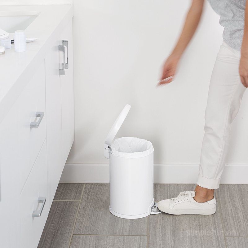 Compact Round Step Trash Can - 4.5L White Steel with Silent Close