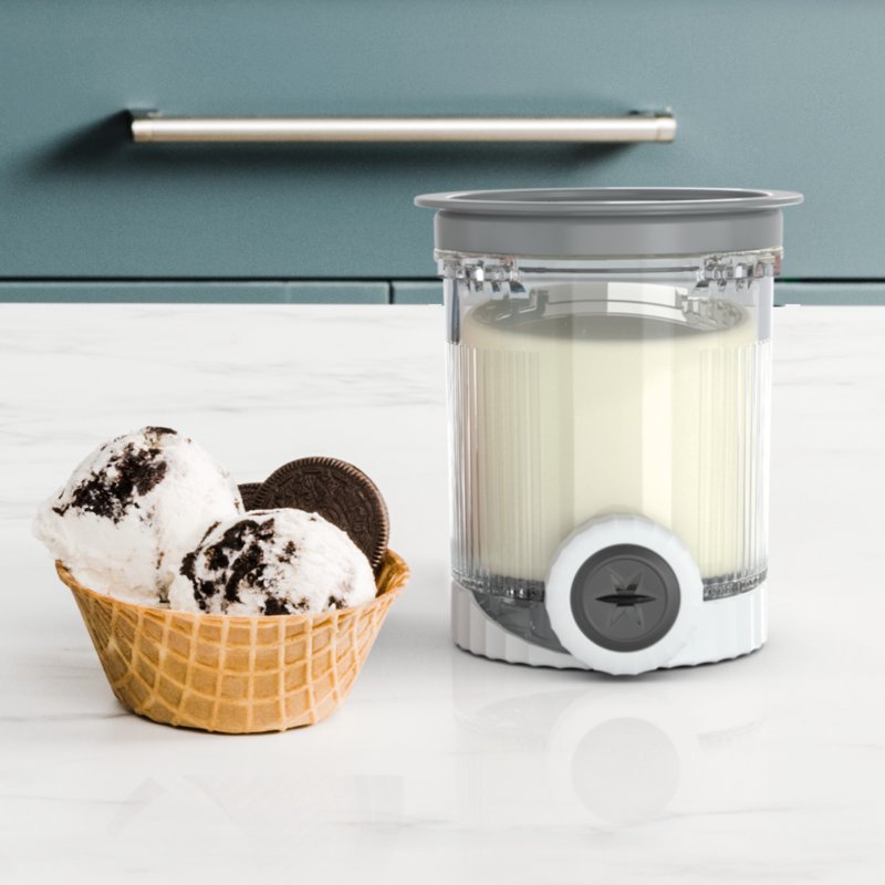 16 oz Ice Cream Pint and Lid for NC700 Series Frozen Dessert Makers