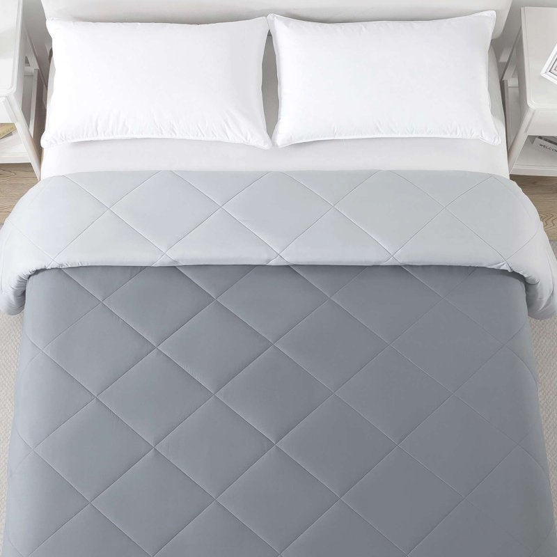 King All-Season Reversible Microfiber Comforter Grey - Mainstays