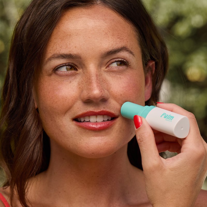 Portable Facial Hair Remover with LED Light - Pain-Free Rotary Trimmer