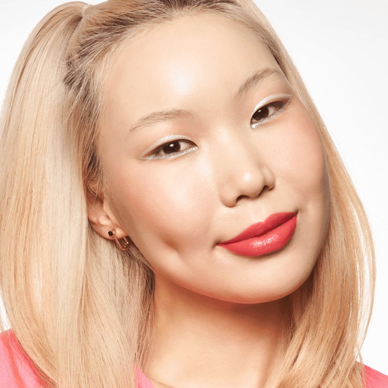 Liquid Blush with Sponge Applicator - Buildable Natural Cheek Color