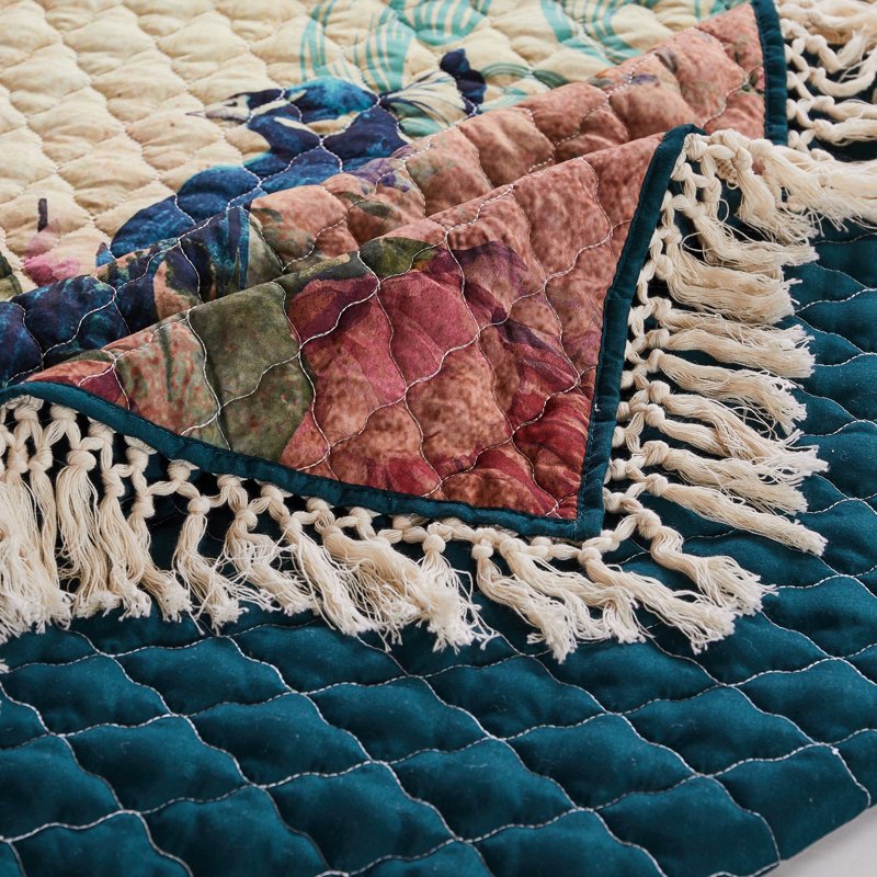 Vintage Peacock Quilt Set with Crochet Trim – Twin/Twin XL, Eden Variation