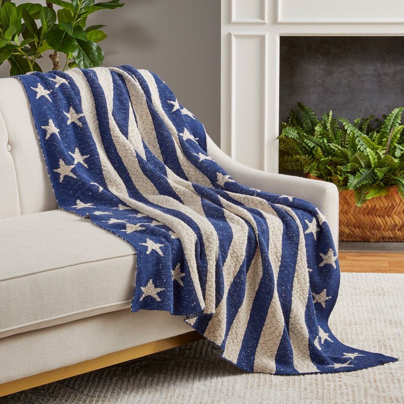 Lanwood Home Americana Summer Knitted Throw Blanket - Blue Star Stripe, Oversized USA Flag