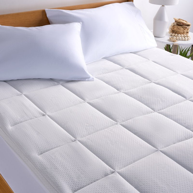Queen Cooling Mattress Topper with Pillow Top, Hypoallergenic, Fitted Design
