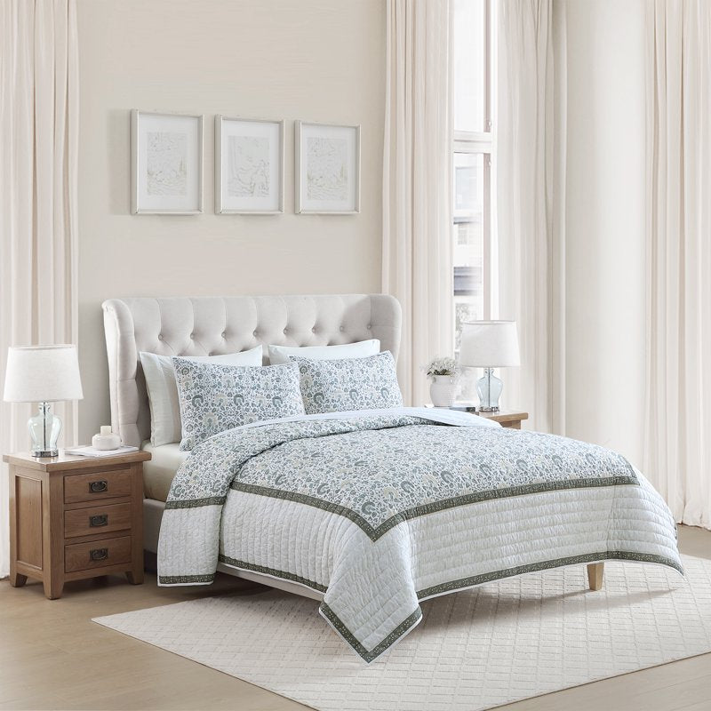 King Quilt Set with Jacobean Floral & Border - Sage, All-Season, 3-Piece