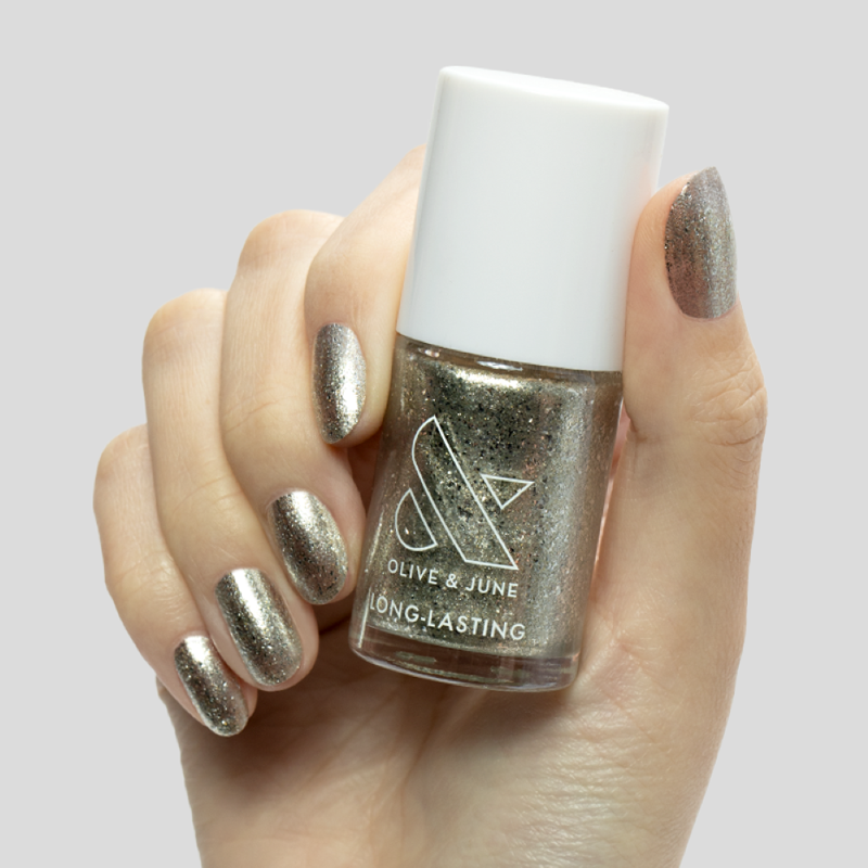 Long-Lasting Icy Blue Nail Polish - Vegan & Cruelty-Free, 0.46 fl oz