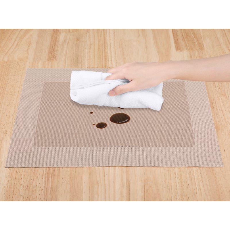Set of 8 Washable Light Gold Placemats - 18" x 12"