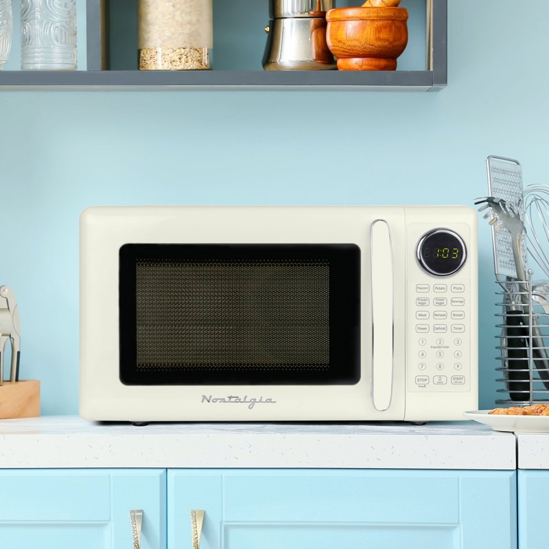 Retro Microwave Oven - 0.7 cu ft, 700W, Ivory - 8 Auto Cook Programs
