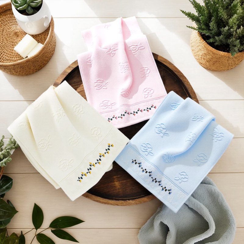Light Yellow Floral Embroidered Hand Towels 2-Piece - Soft & Absorbent