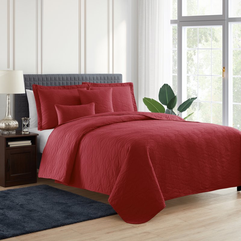 Queen Burgundy Red Quilt Set with Pillow Shams & Euro Shams - Ellipse Weave Microfiber