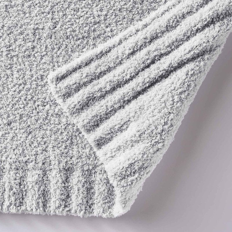 King Light Grey Cozy Knit Blanket - Recycled Material, Oeko-Tex, Machine Washable