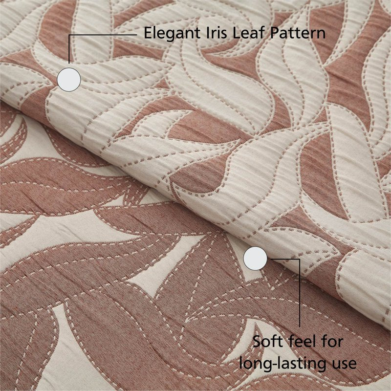 Reversible Lightweight Quilt - Full/Queen, Rust Red & Grey Pattern