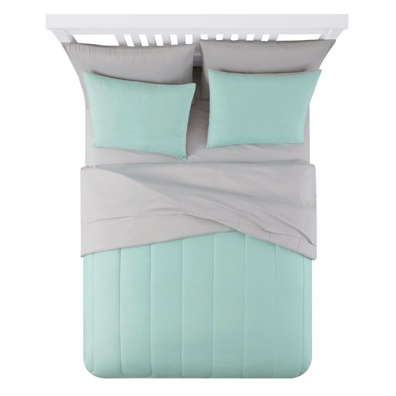 Queen Bed-in-a-Bag Comforter Set with Reversible Medallion Design - Green