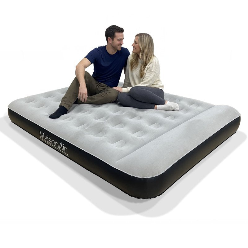 Queen Air Mattress with Built-In Pillow and Rechargeable Pump - Waterproof & Puncture-Resistant