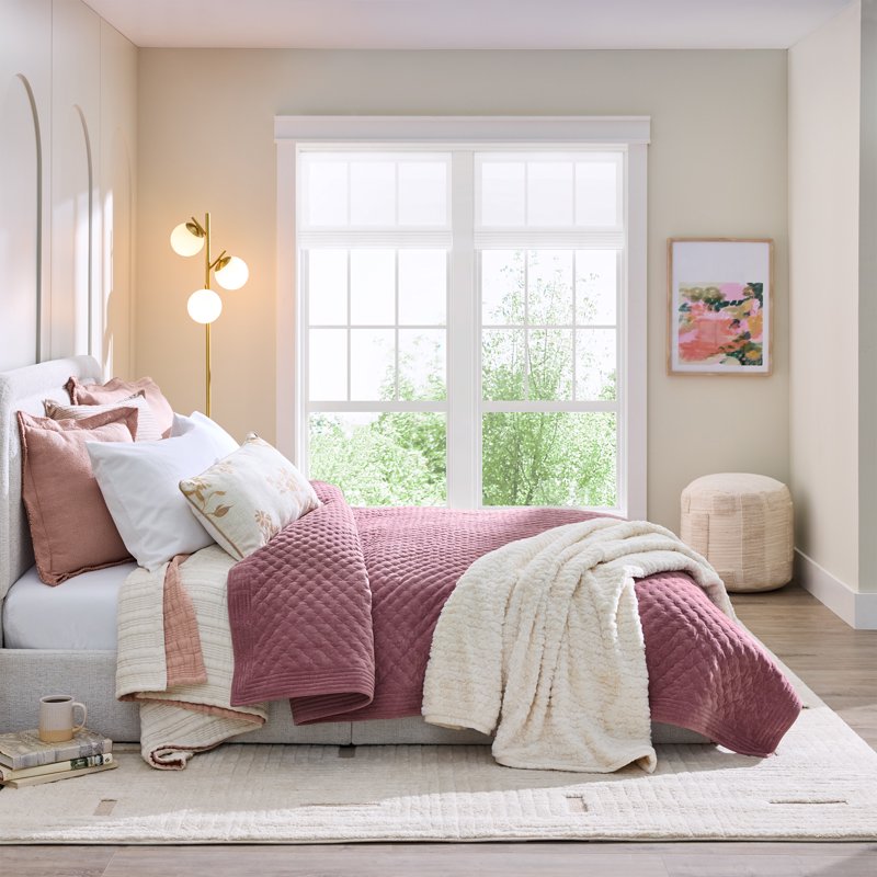 Better Homes & Gardens Violet Gem Tufted Matte Velvet Quilt - King